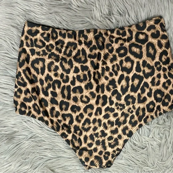 Kortni Jeane women’s swim bottoms - Picture 3 of 5